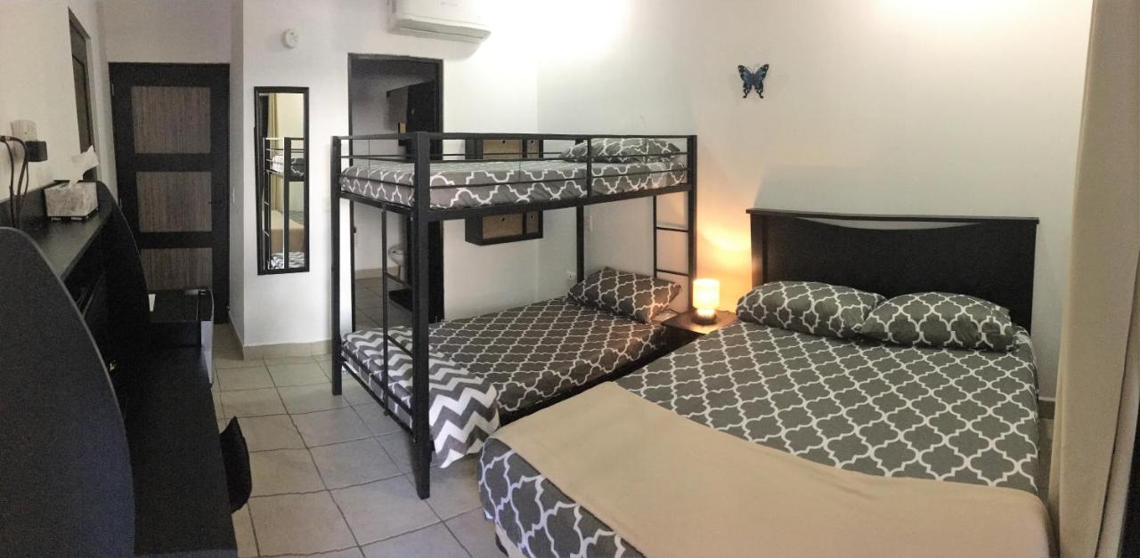 Pedregal Suites - Marina And Downtown Cabo San Lucas Ngoại thất bức ảnh